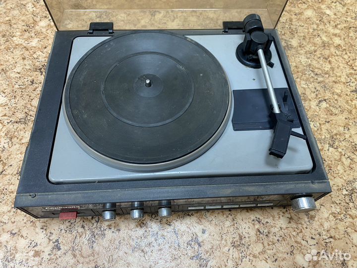 Серенада 209 Проигрыватель винила