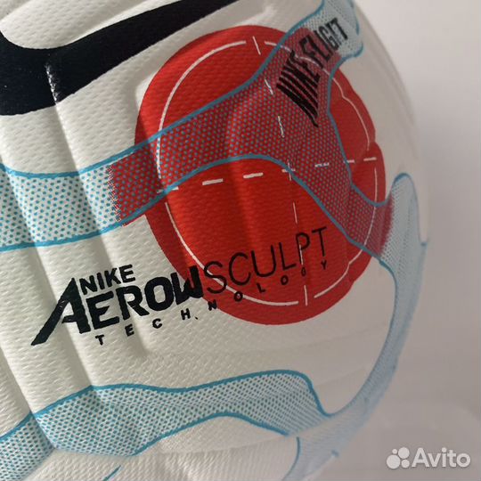 Футбольный мяч