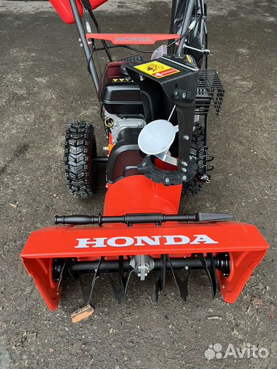 Снегоуборщик бензиновый Honda HSS GX270 9HP