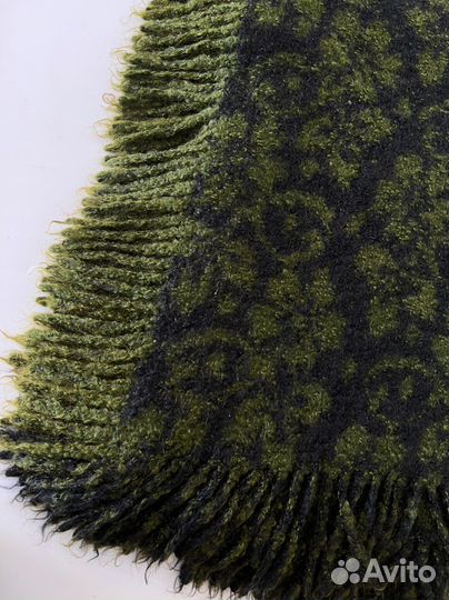 Шерстяной платок