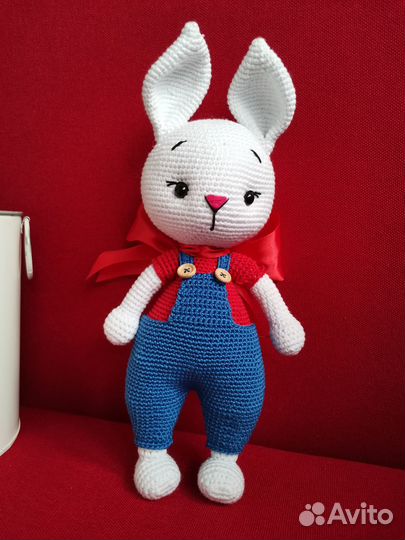 Вязаная игрушка ручной работы