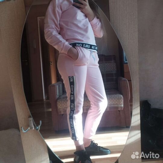 Спортивный костюм, в хорошем состоянии