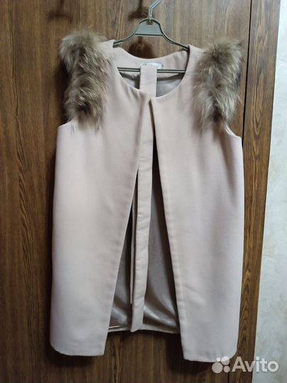 Жилет безрукавка с натуральным мехом