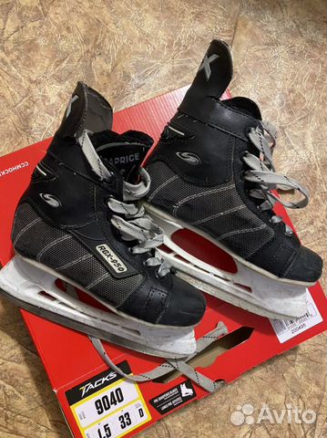 Хоккейные коньки 33