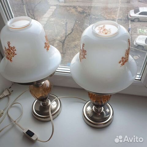 Лампа настольная