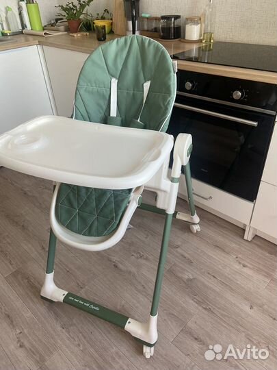 Детский стульчик для кормления capella
