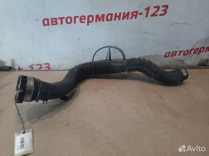 Патрубок интеркулера левый Bmw 118 E81