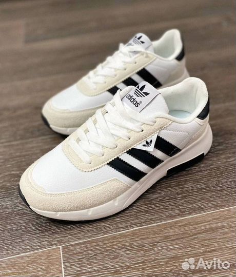 Мужские кроссовки Adidas белые