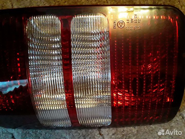 Задний фонарь volkswagen caddy