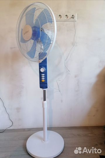 Вентилятор напольный Aceline SFJ-1655T белый