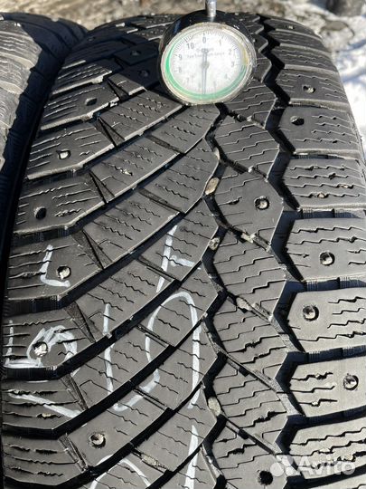 Continental ContiIceContact 4x4 215/60 R17