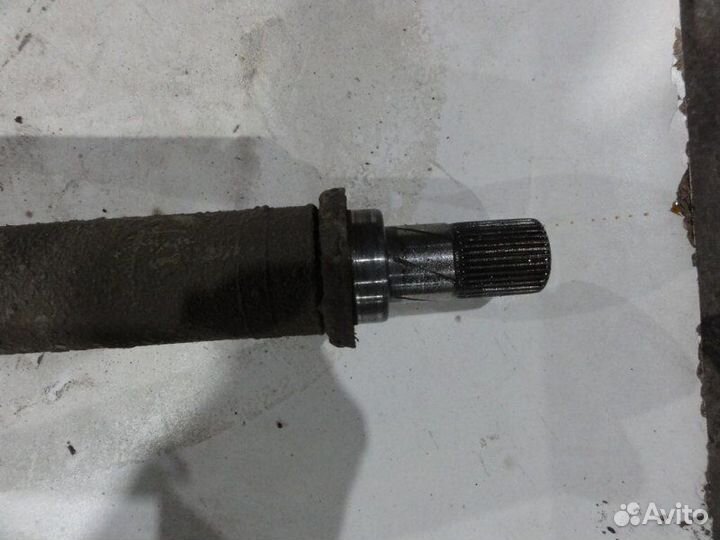 Полуось передняя правая (привод) Ford Focus 3