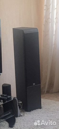 Комплект акустики JBL для домашнего кинотеатра