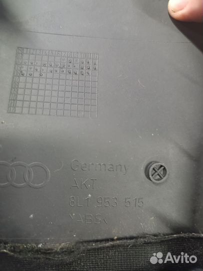 Кожух рулевой колонки Skoda Octavia Tour