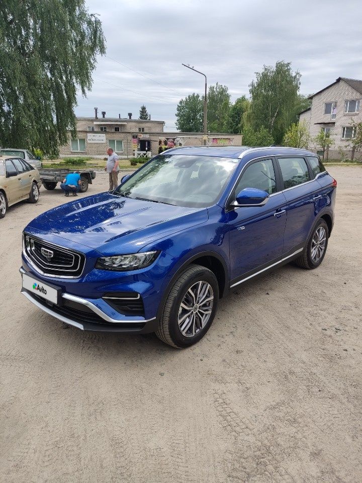 Geely Atlas Pro: фото владельца