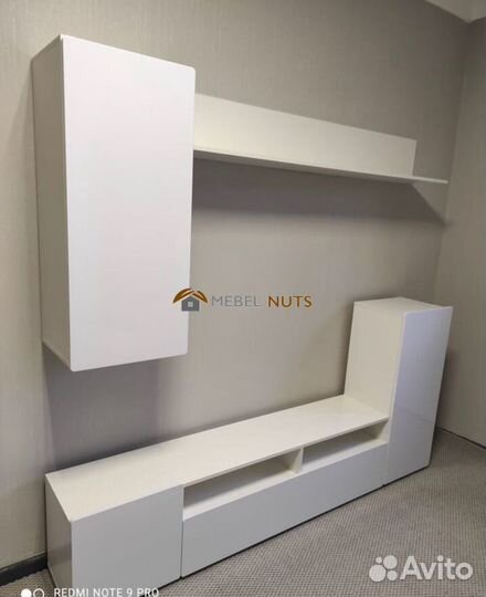 Стенка в гостиную