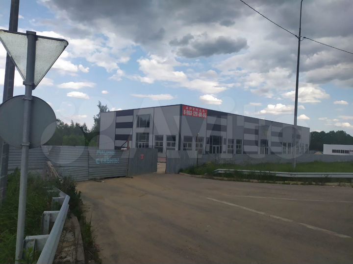 Свободного назначения, 1400 м²