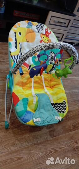 Шезлонг для новорожденных