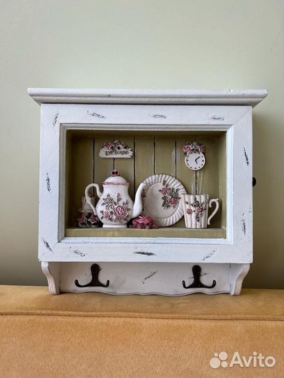 Ключница настенная