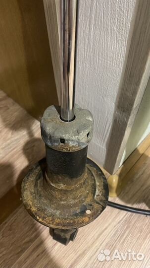 Стойки амортизаторы subaru legacy bl bp