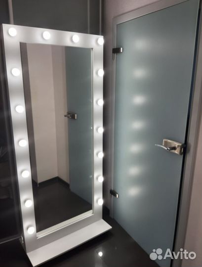 Гримерный столик