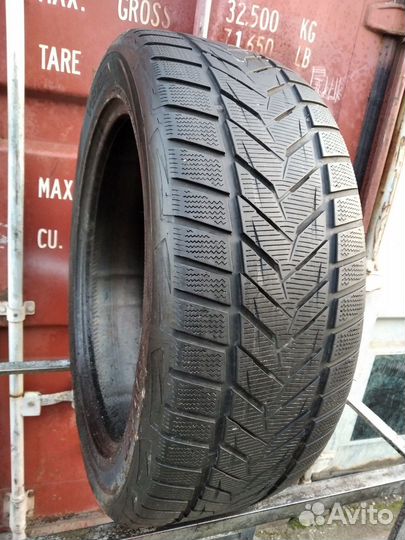 Vredestein Wintrac Xtreme S 275/45 R21