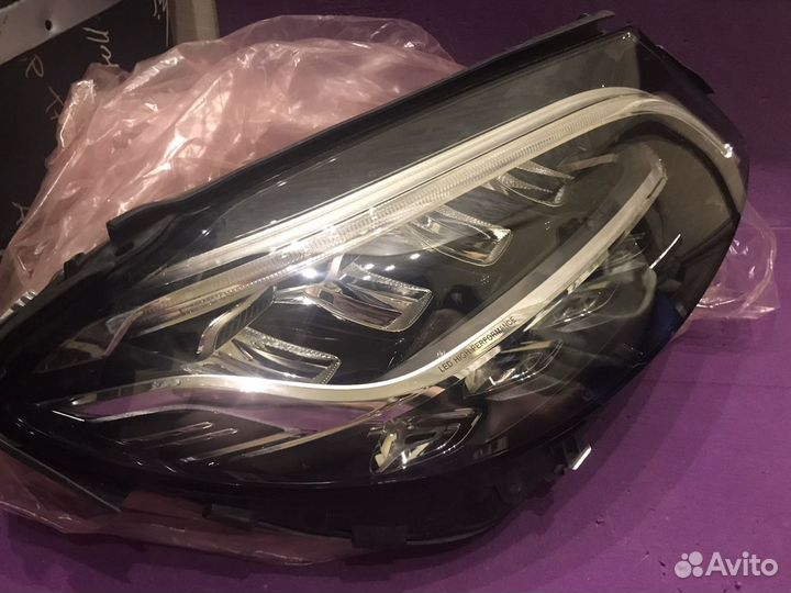 Фара оригинал правая Mercedes C-Class W205 2018