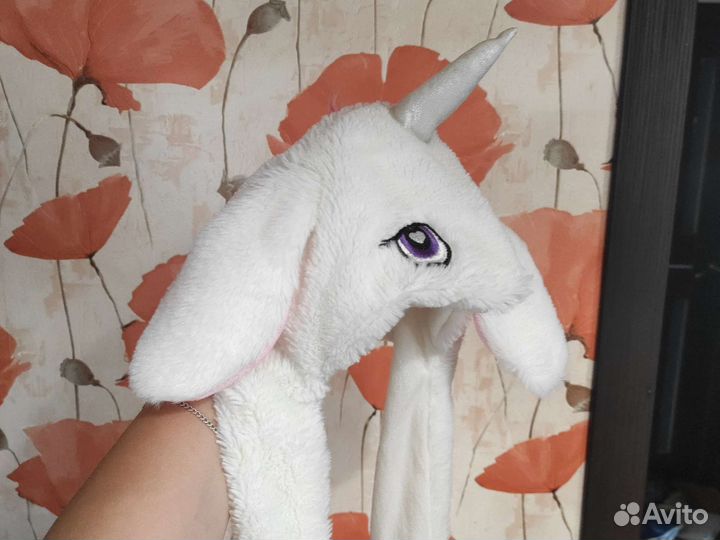 Шапки с шевелящимися ушами