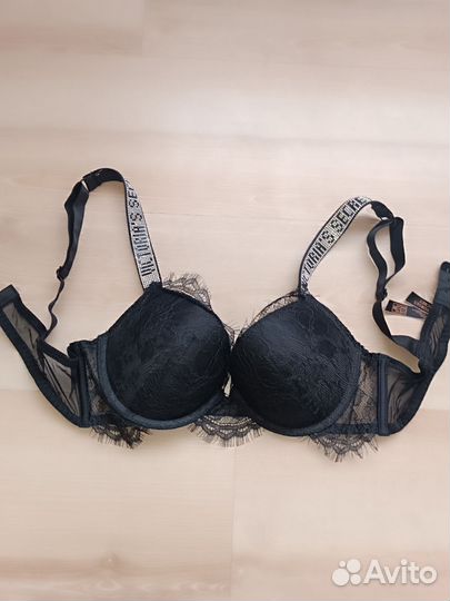 Бюстгальтер victorias secret пуш ап