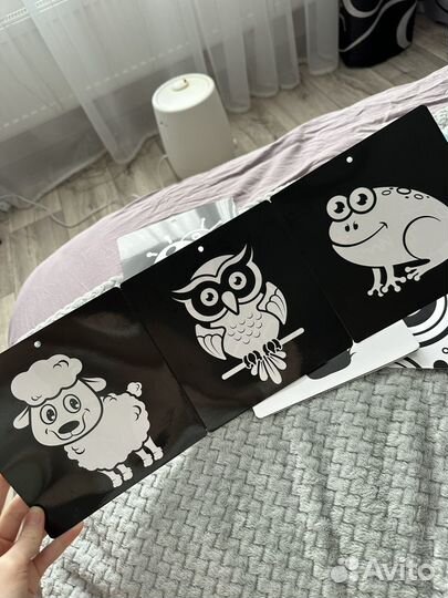 Черно белые карточки для новорожденных