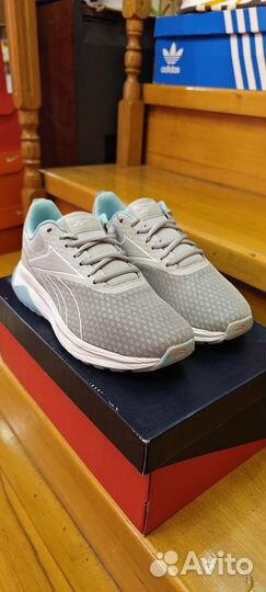 Кроссовки Reebok 36.5 размер оригинал