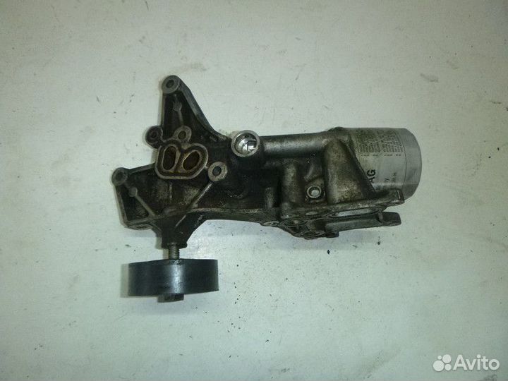 Корпус масляного фильтра audi A3 8PA 2004