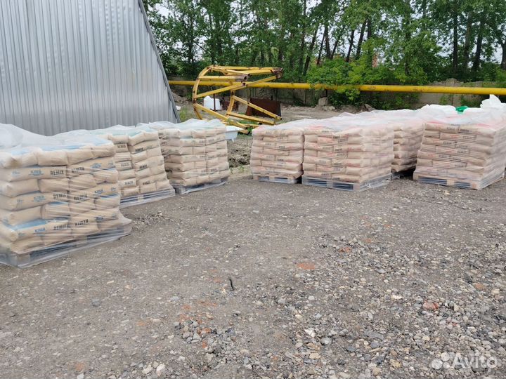 Сухие строительные смеси с производства