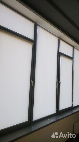 Жалюзи и рулонные шторы на окна