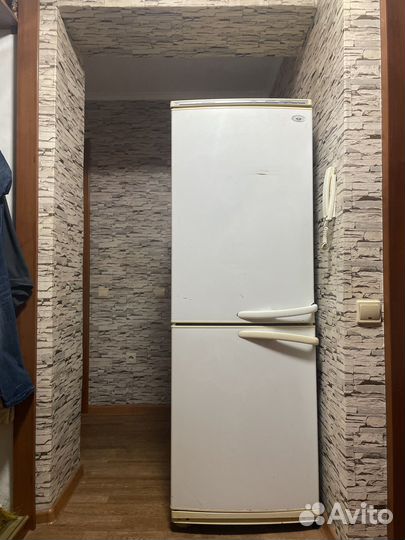 Холодильник атлант бу