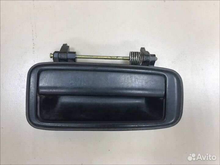 Ручка правая наружная задней двери