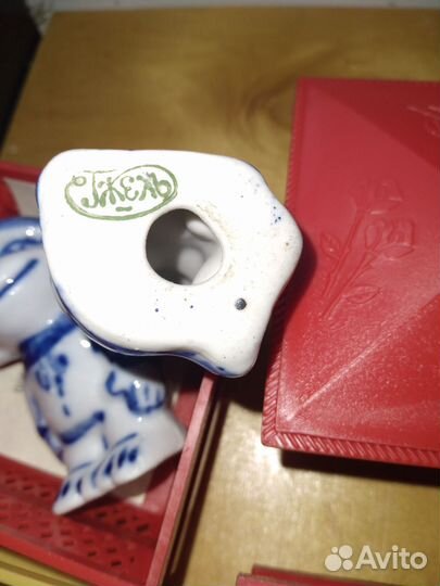 Фигурки Гжель в подарочных шкатулках СССР