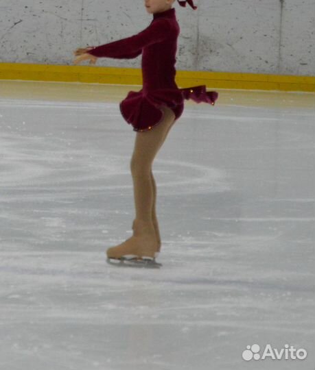 Платье для фигурного катания 134 бархатное бордово