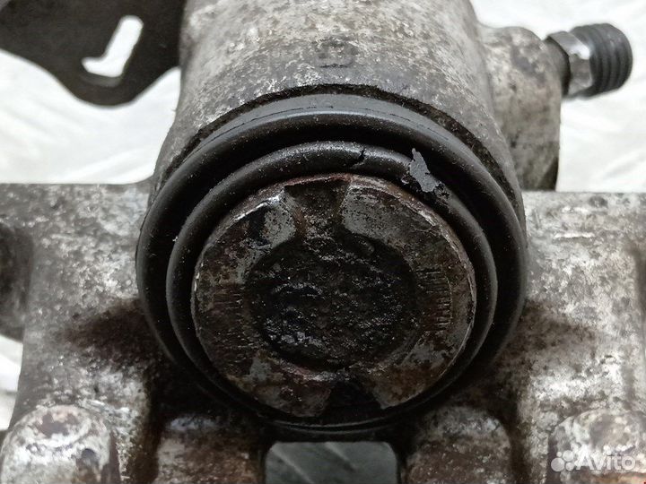 Суппорт задний левый для Volkswagen Golf 4