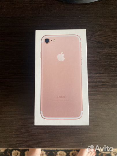 iPhone 7, 32 ГБ