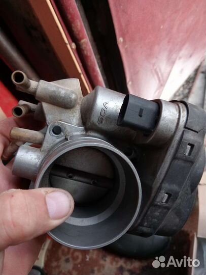 Дроссельная заслонка