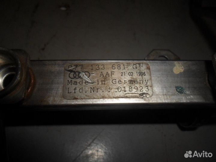 Рейка топливная (рампа) (Audi A8)