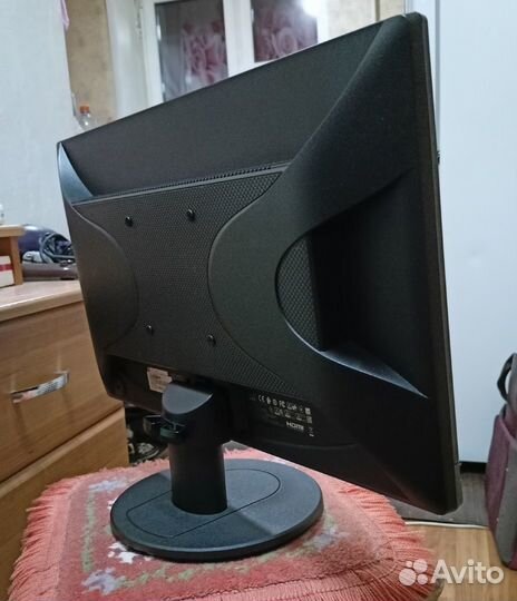 Монитор HP v214a