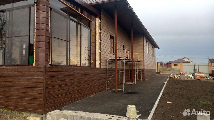 Бригада плотники,каменьщики