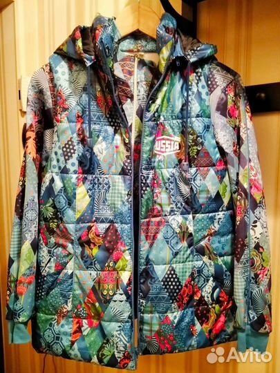 Женский спортивный костюм