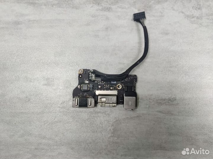 Дочерняя плата Mackbook A1466