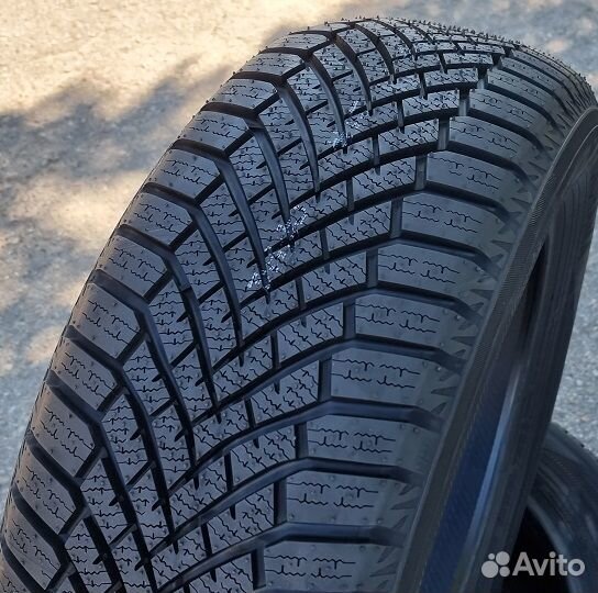 Yokohama BluEarth Winter V906 285/40 R22 110W