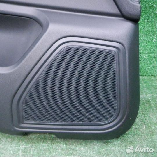 Обшивка двери багажника Порше Макан 95б (2014-2018