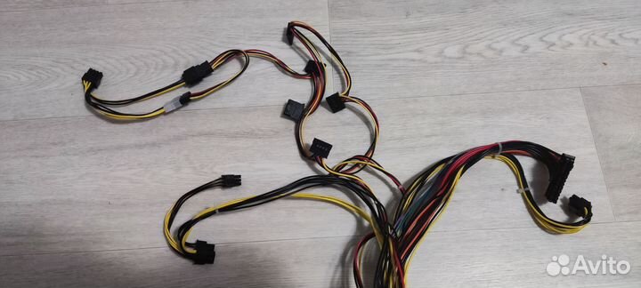 Блок питания Xilence 700w