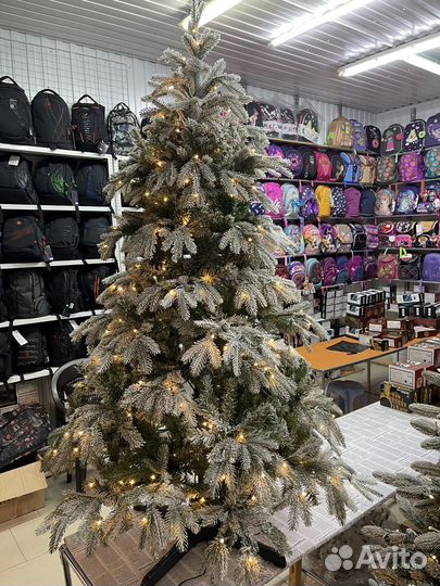 Елка искусственная